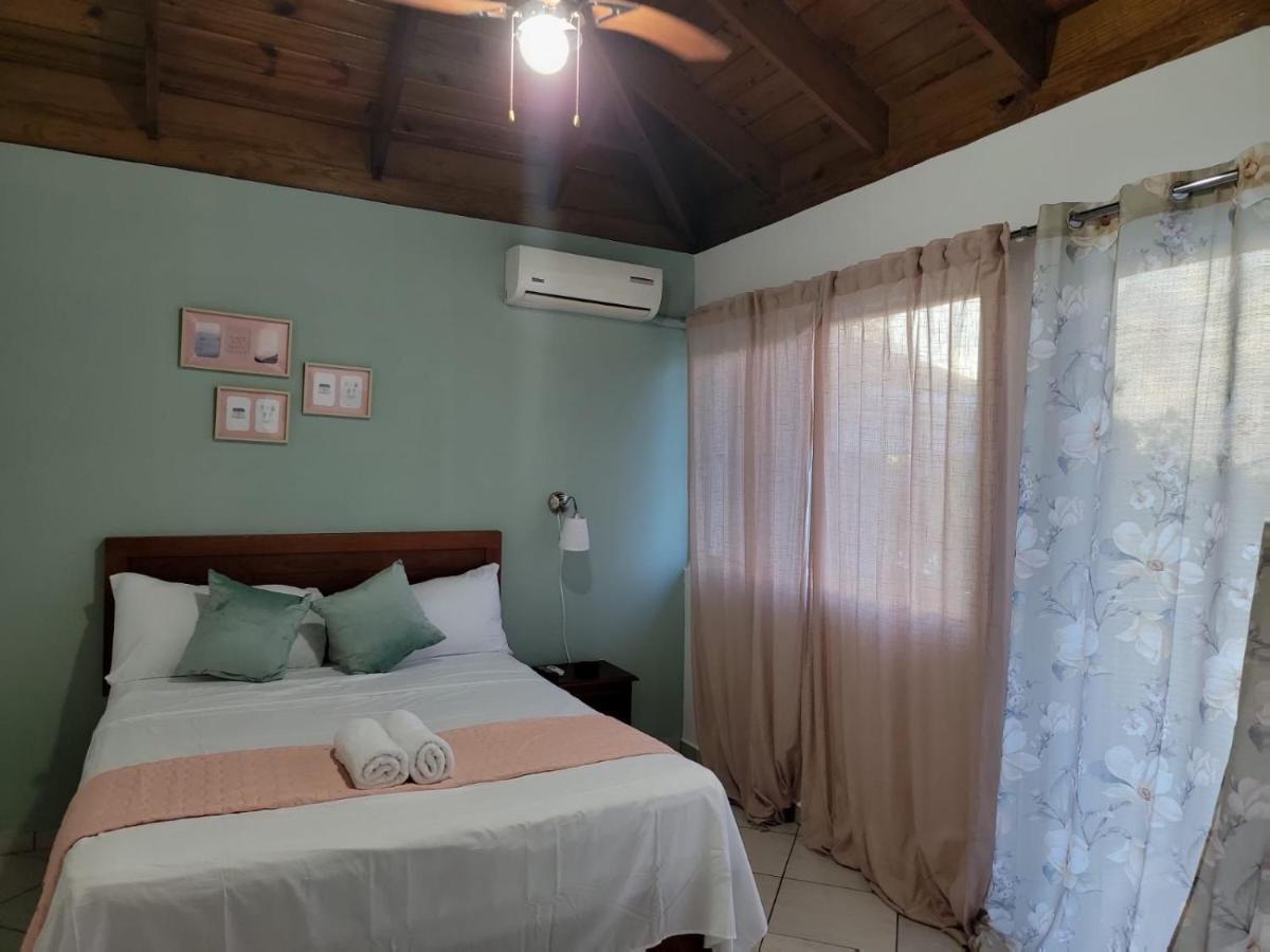 Hotel Sea Breeze Sosúa Eksteriør billede